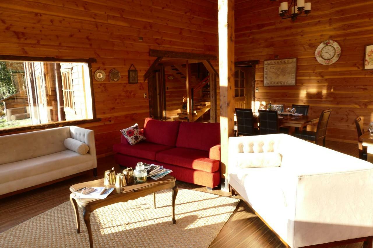 La Cabana Fishing Lodge Puerto Ramirez Ngoại thất bức ảnh